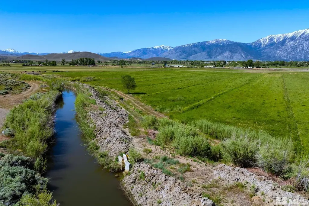 000 Pinenut Gardnerville NV 89410