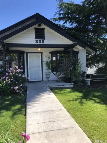 228 Vassar Reno NV 89502