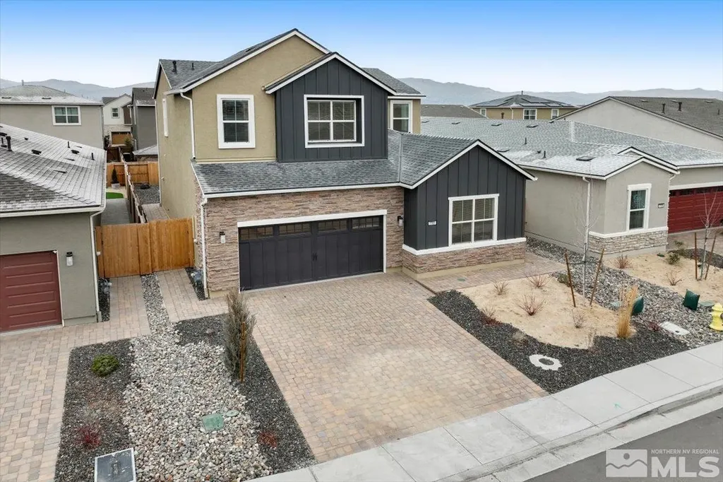 7701 Boulder Falls Sparks NV 89436