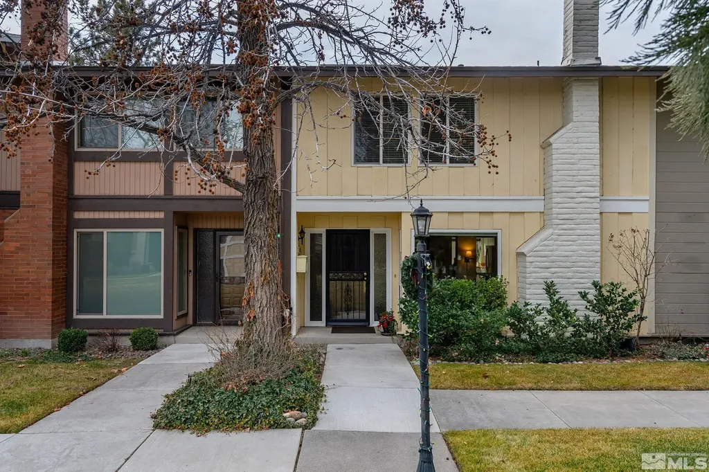 1453 Foster Reno NV 89509
