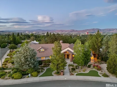 4276 Muirwood Reno NV 89509