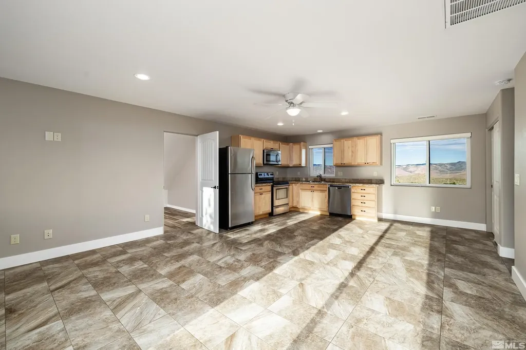5745 Carl Reno NV 89511