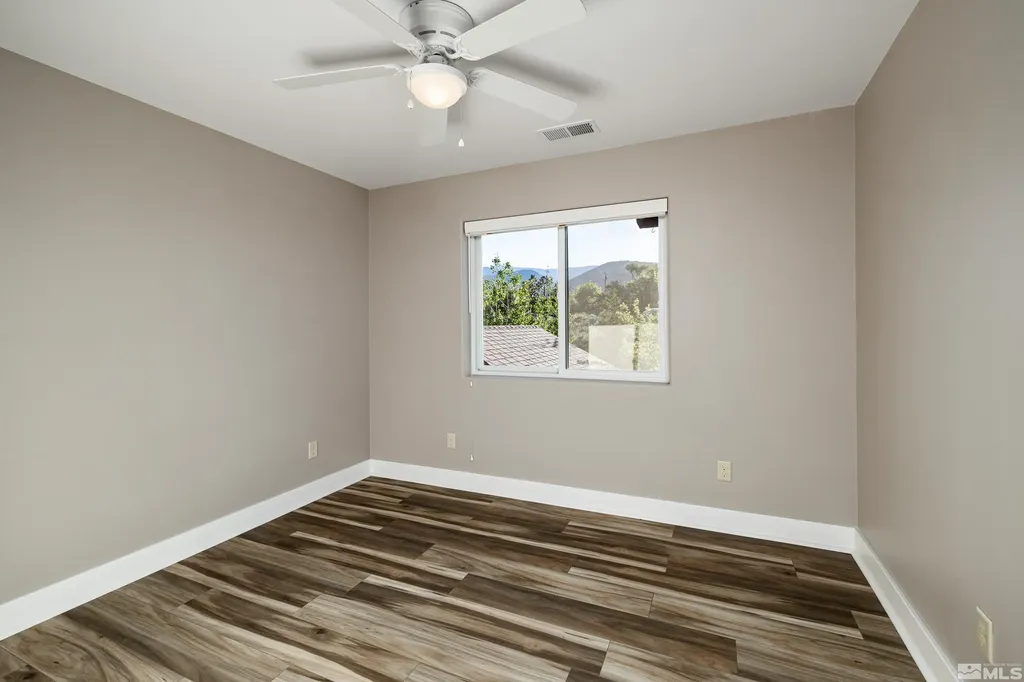 5745 Carl Reno NV 89511