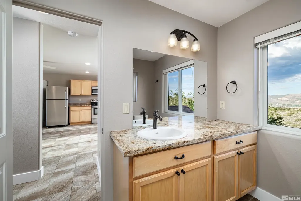 5745 Carl Reno NV 89511