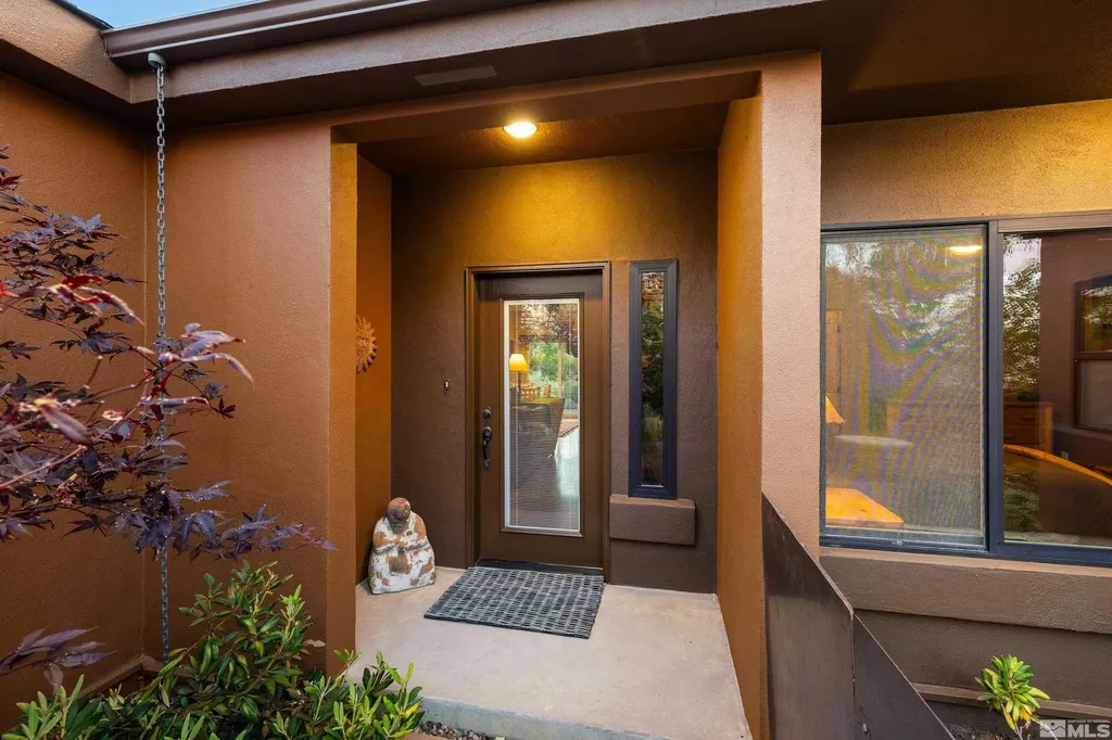 5745 Carl Reno NV 89511