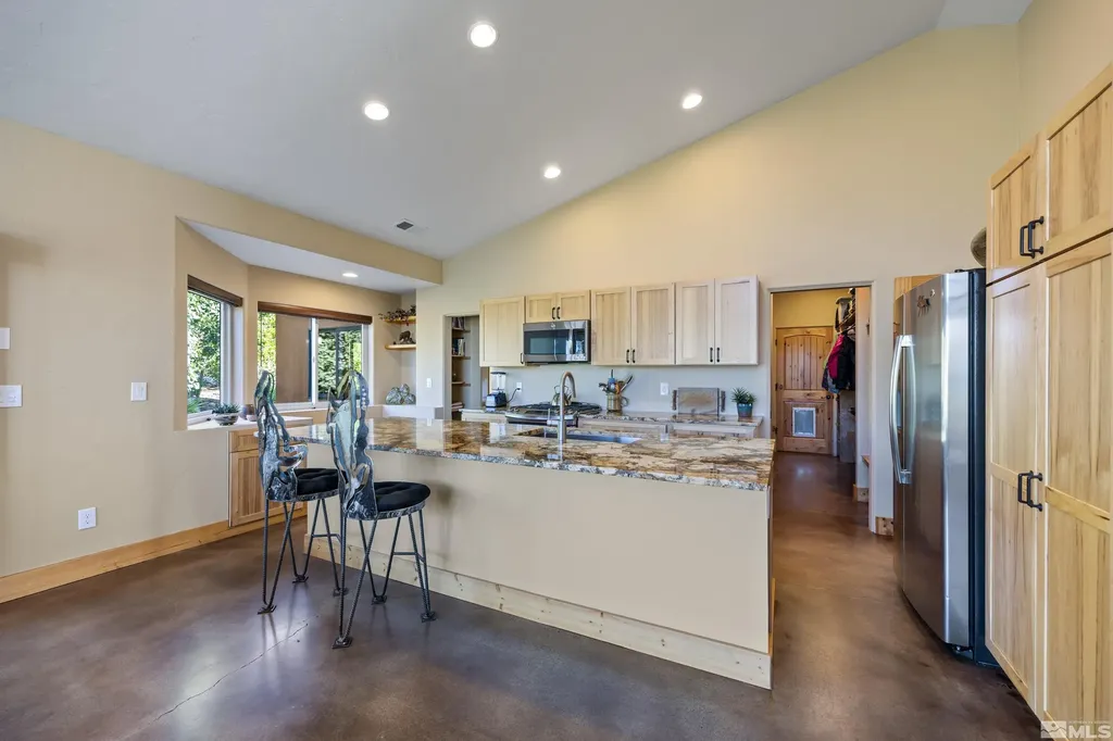 5745 Carl Reno NV 89511