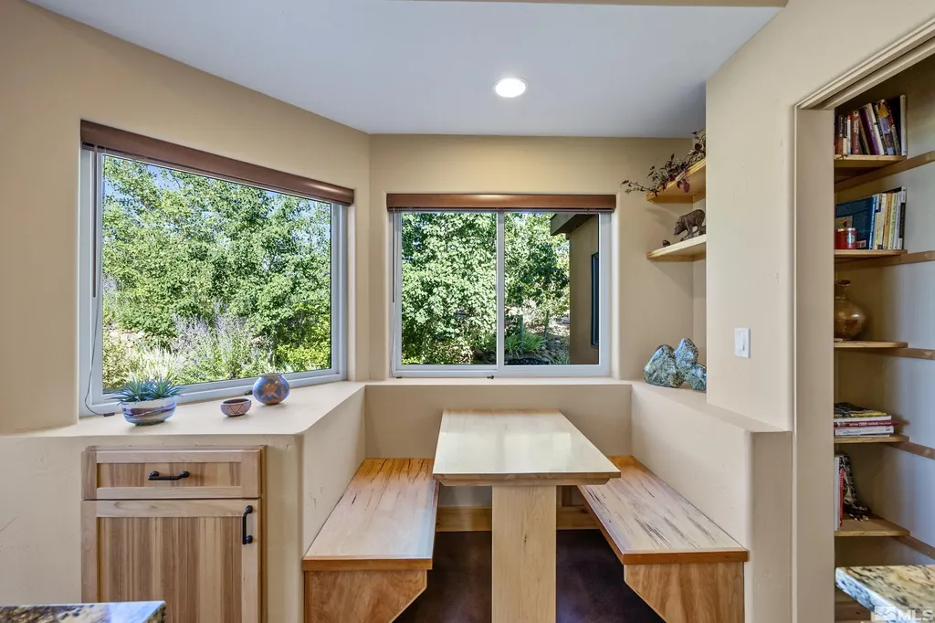 5745 Carl Reno NV 89511