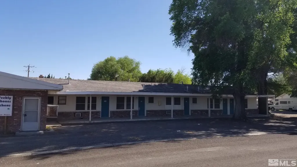435 9th Lovelock NV 89419