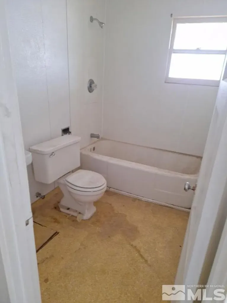 435 9th Lovelock NV 89419