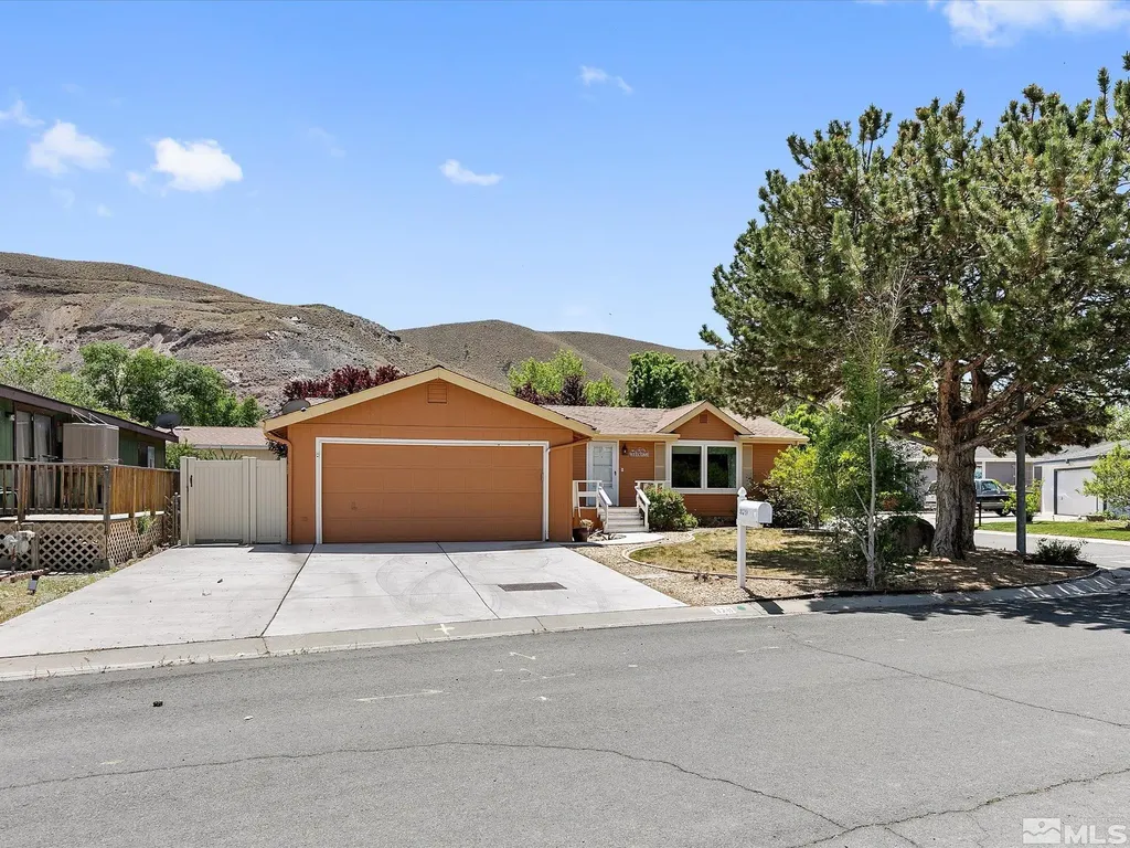 379 Avenue De Sparks NV 89434