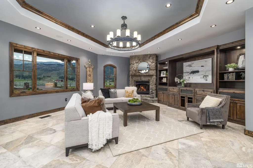 18250 Lake Washoe Valley NV 89704