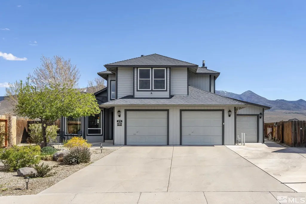 275 Woodlake Dayton NV 89403