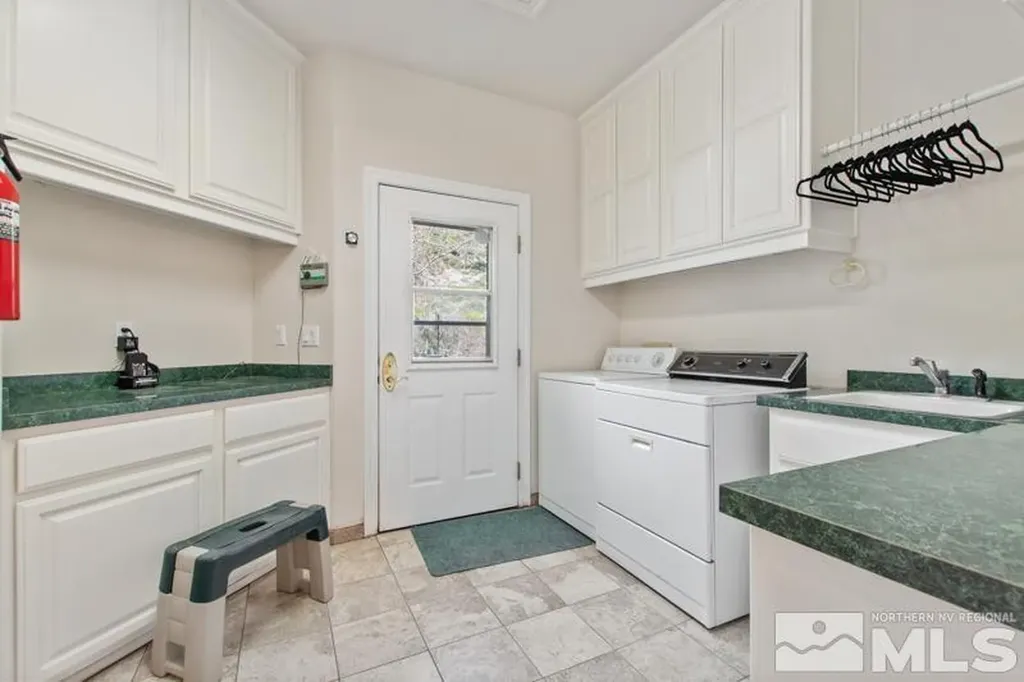 1220 Quail Ridge Gardnerville NV 89460