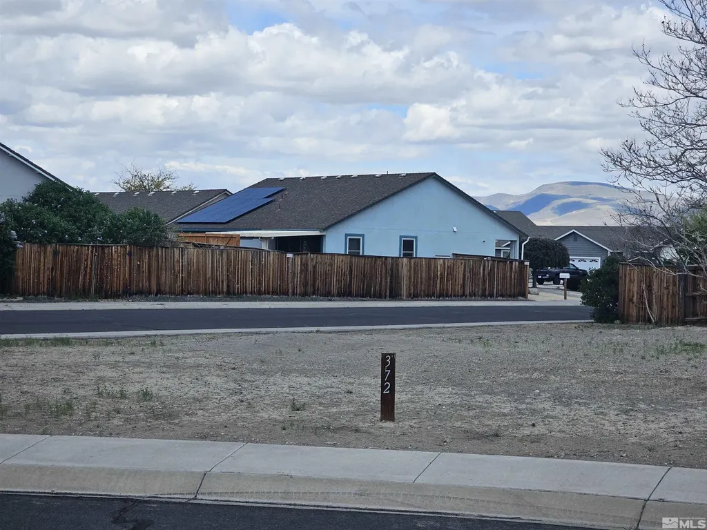372 Kim Fernley NV 89408