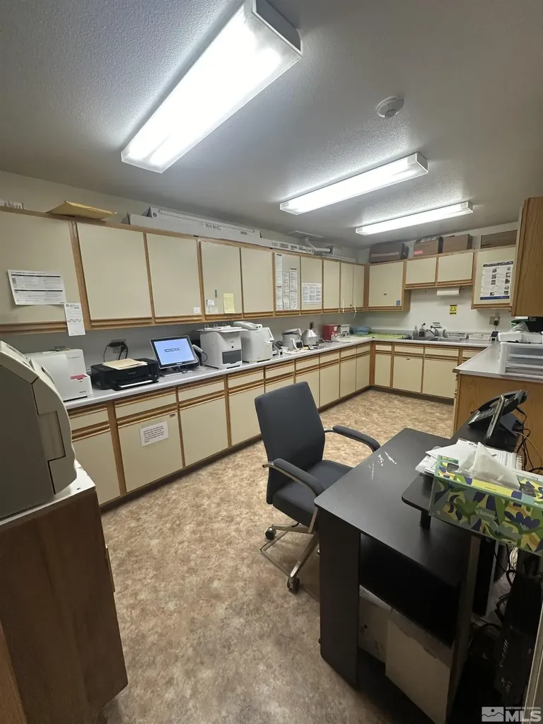 805 Main Fernley NV 89408
