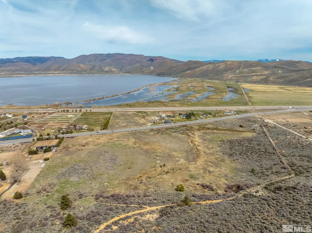 7565 Old Us Highway 395 Washoe Valley NV 89704