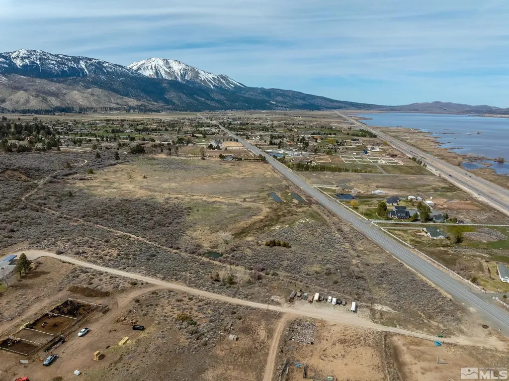 7565 Old Us Highway 395 Washoe Valley NV 89704