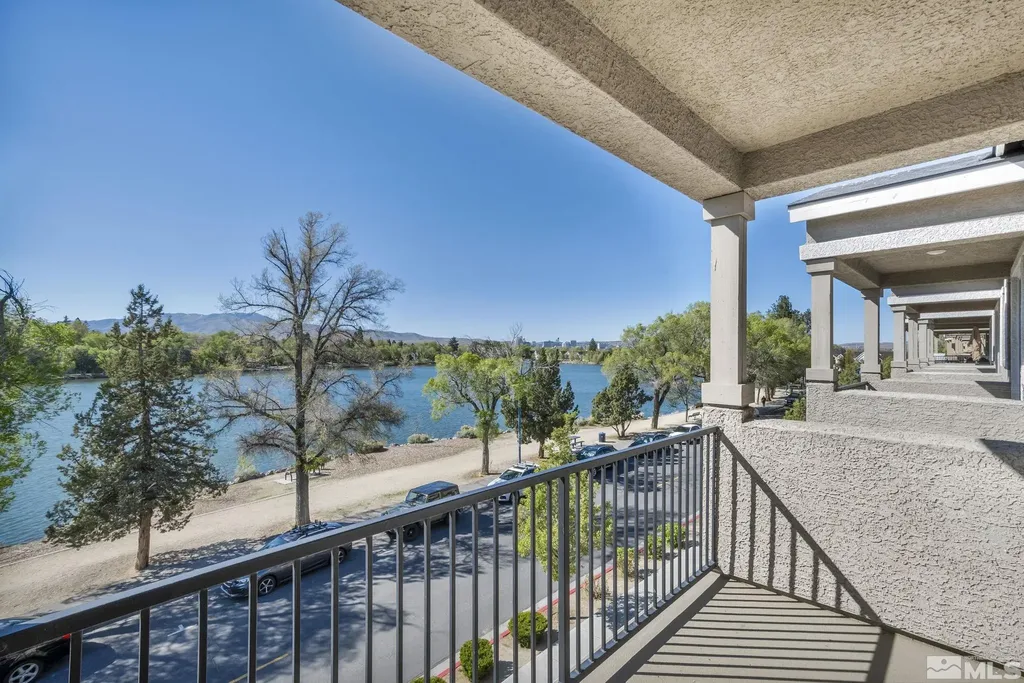 2490 Eastshore Reno NV 89509