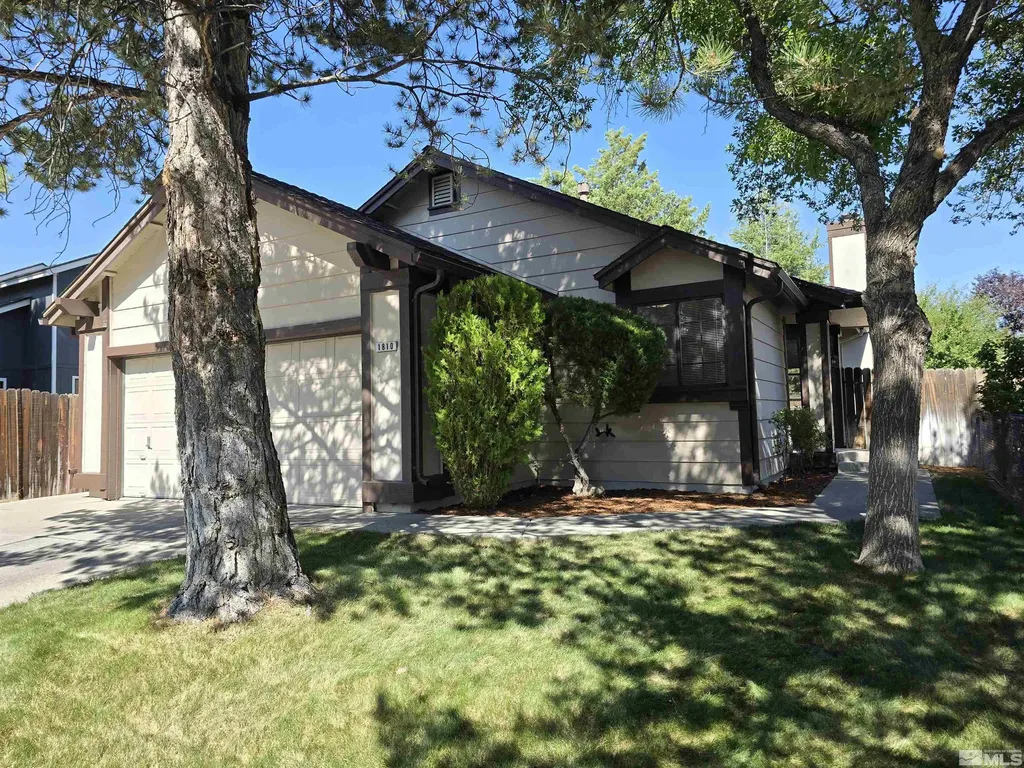 1810 Grand Point Reno NV 89523