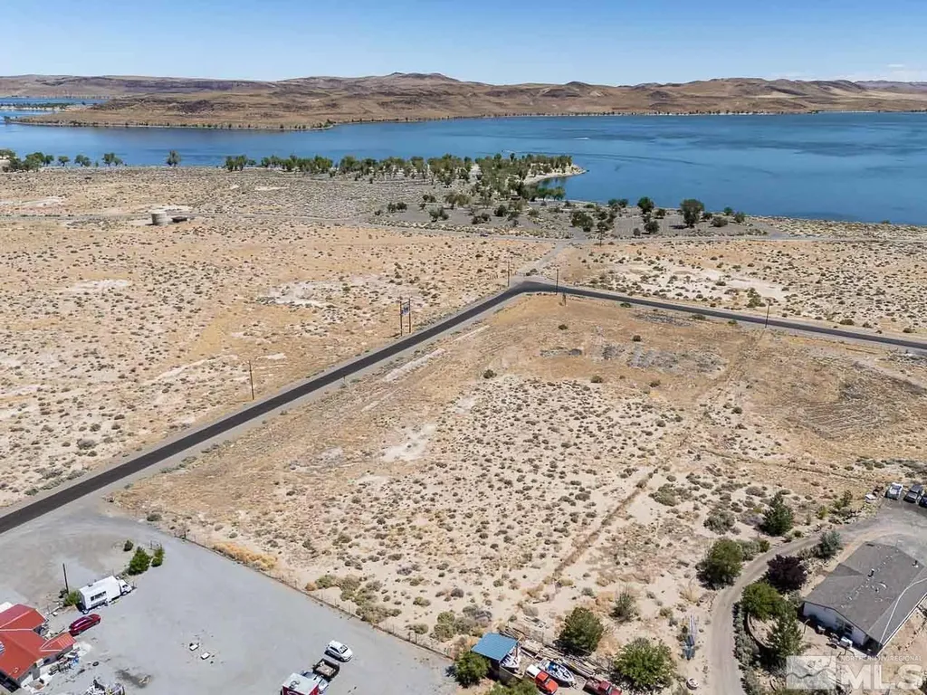 5025 Tamarack Silver Springs NV 89429