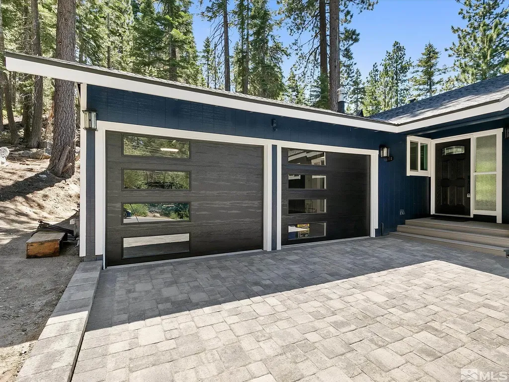 421 Edgewood Stateline NV 89449