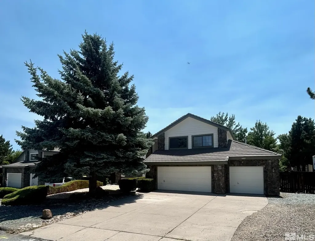 2220 Stowe Reno NV 89511