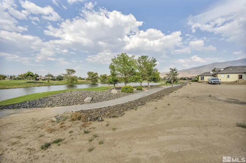 694 St Andrews Dayton NV 89403