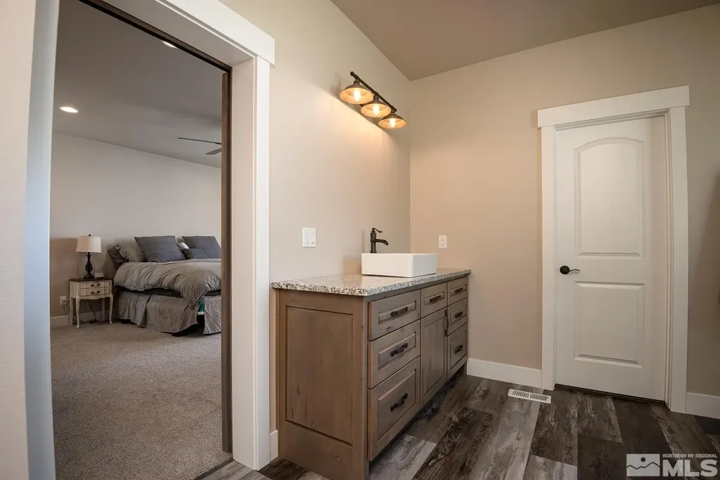 182 Artist View Wellington NV 89444