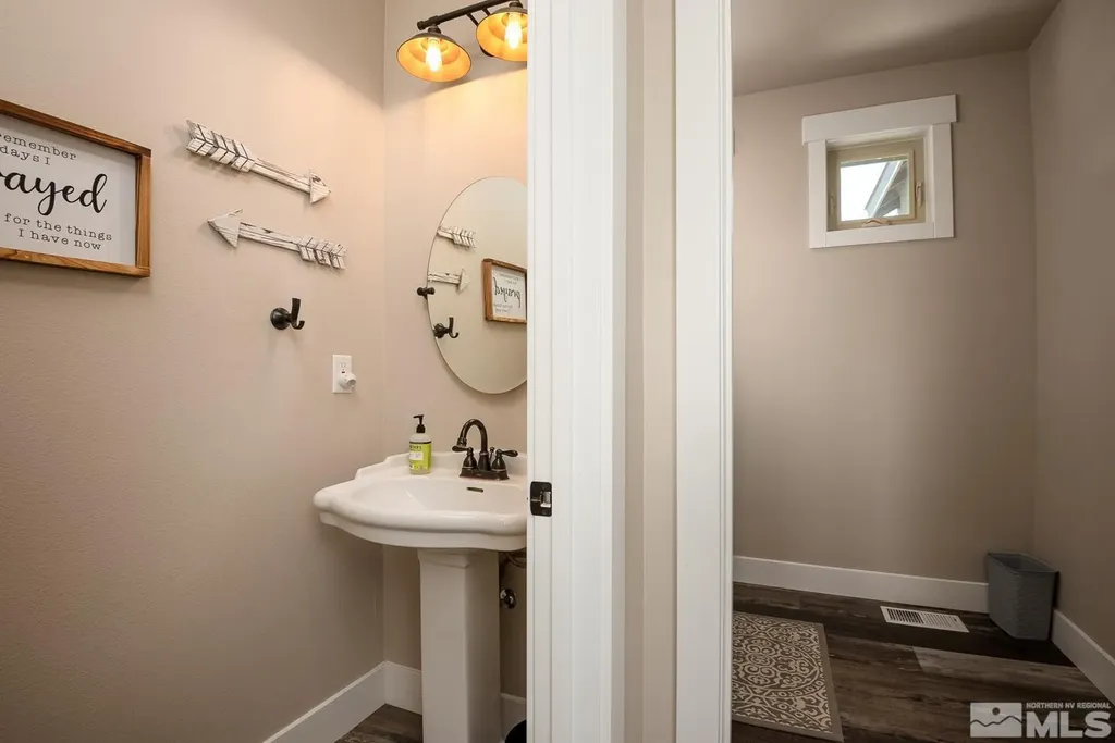 182 Artist View Wellington NV 89444