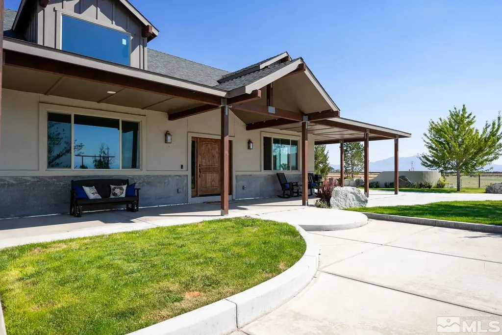 182 Artist View Wellington NV 89444