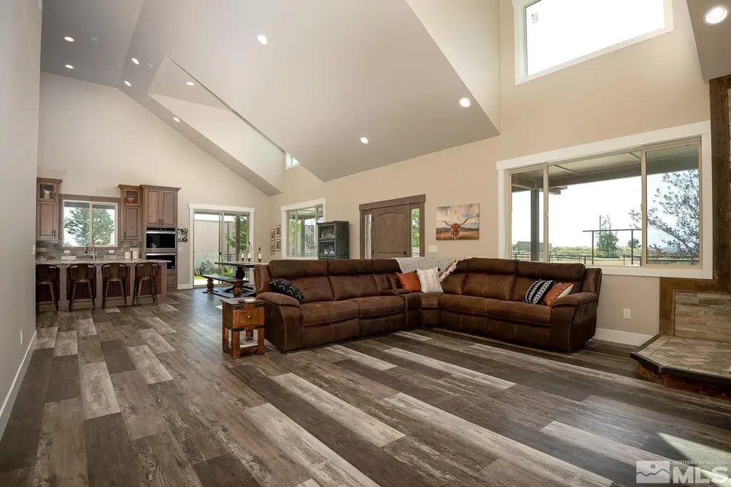 182 Artist View Wellington NV 89444