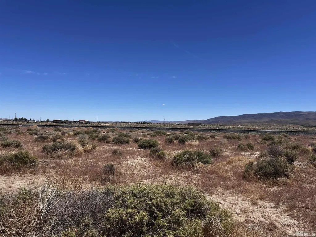 9400 Via Toledo Silver Springs NV 89429