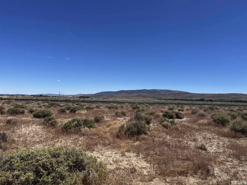 9400 Via Toledo Silver Springs NV 89429