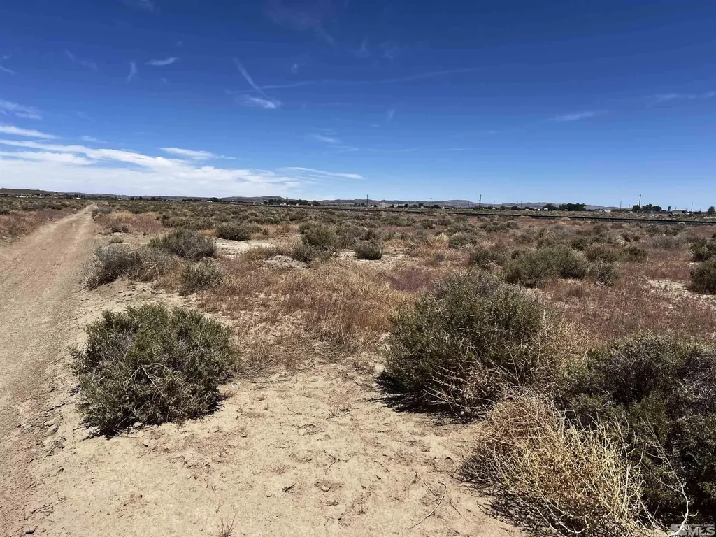 9400 Via Toledo Silver Springs NV 89429