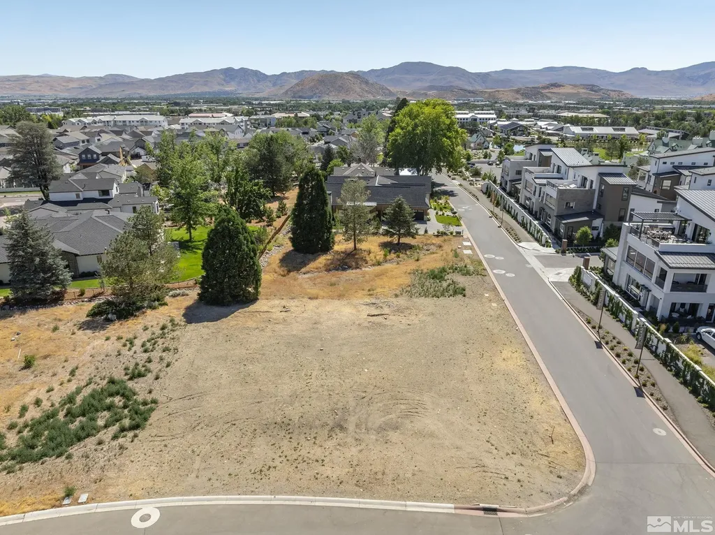 629 Silver Charm Reno NV 89511