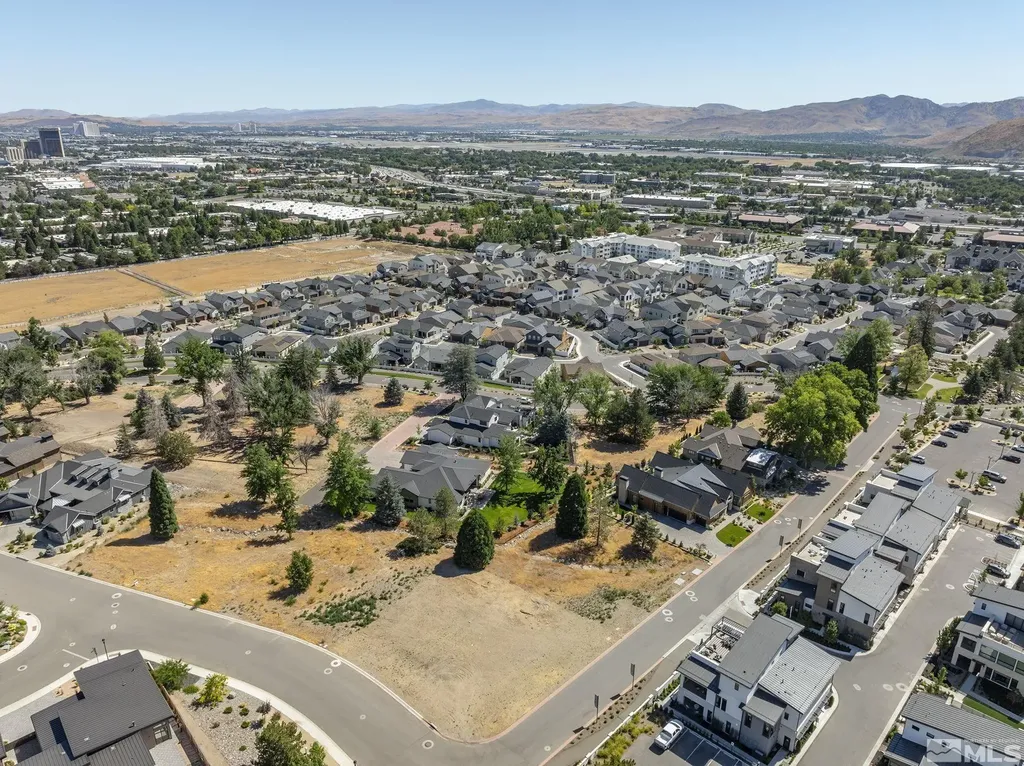 629 Silver Charm Reno NV 89511