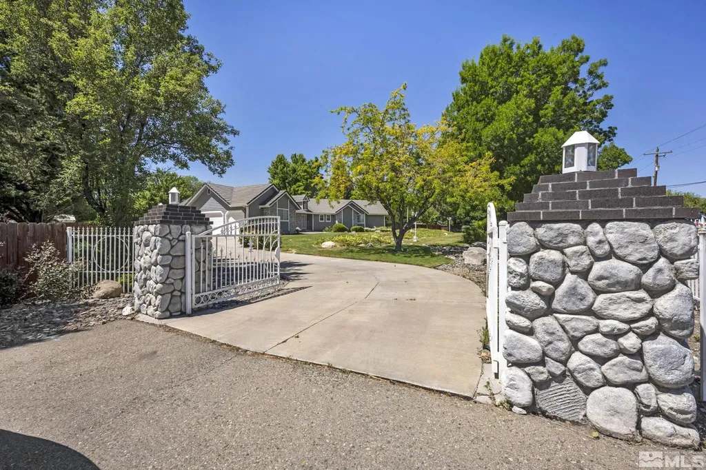 580 Holcomb Ranch Reno NV 89511