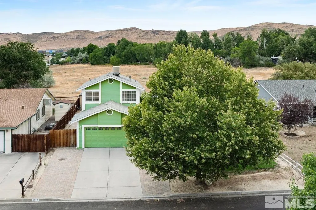6585 Canoe Hill Sparks NV 89436