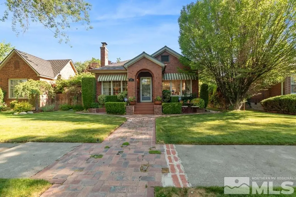 643 Manor Reno NV 89509