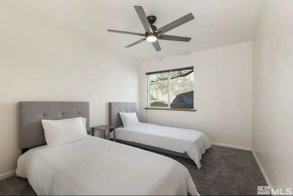227 Benjamin Stateline NV 89449