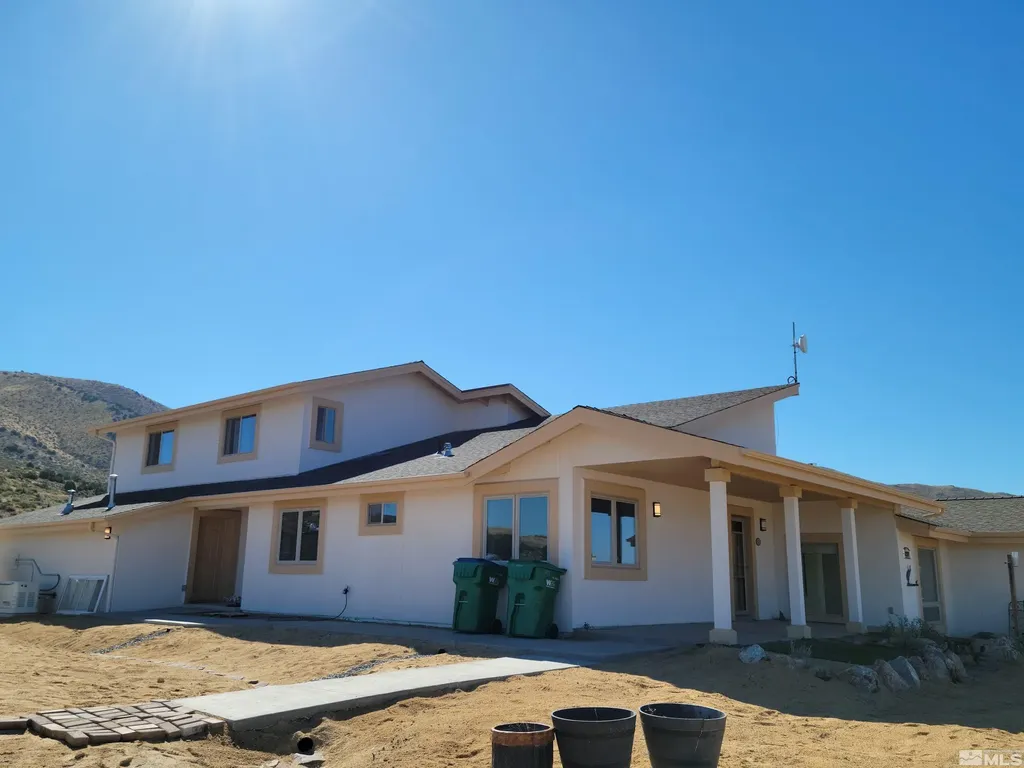 1297 Deerlodge Reno NV 89508