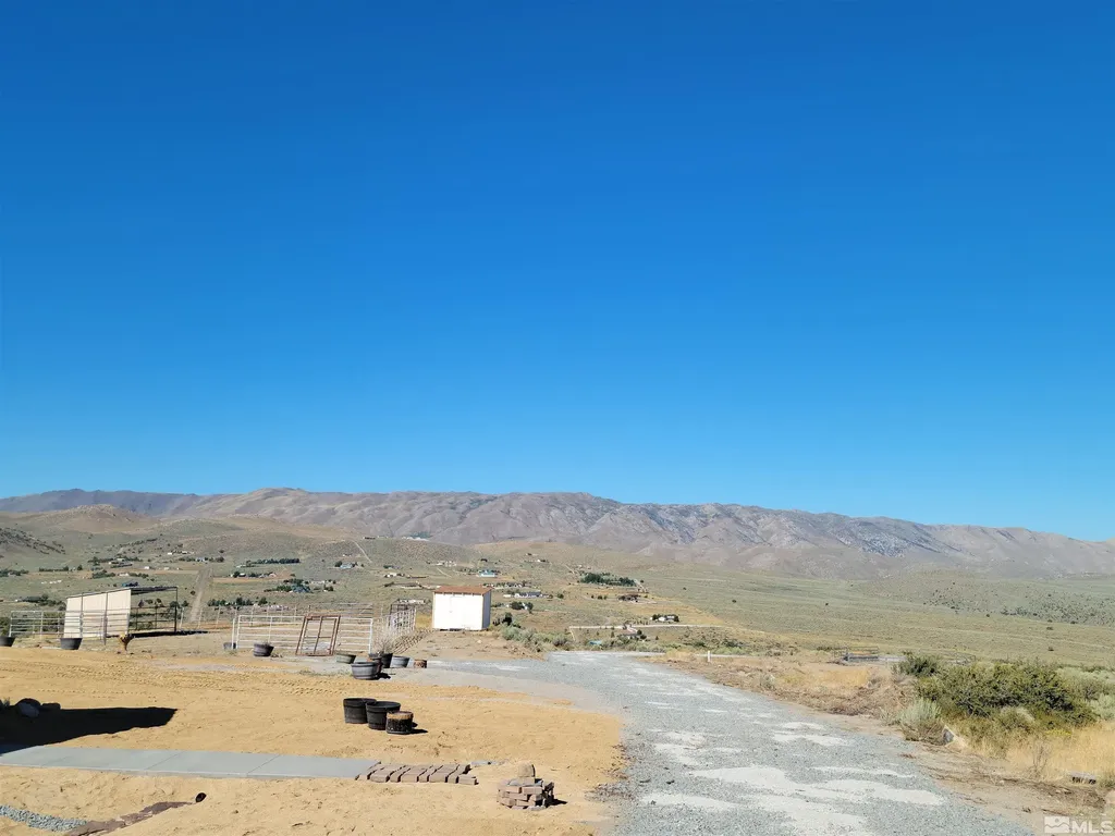 1297 Deerlodge Reno NV 89508