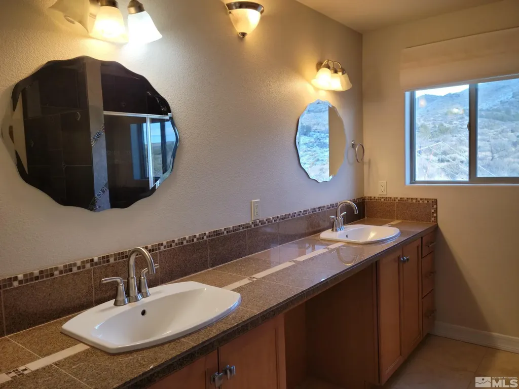 1297 Deerlodge Reno NV 89508