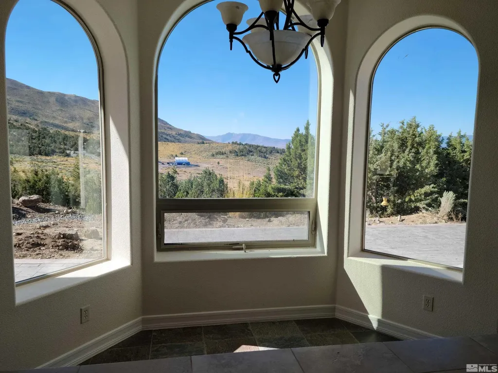 1297 Deerlodge Reno NV 89508