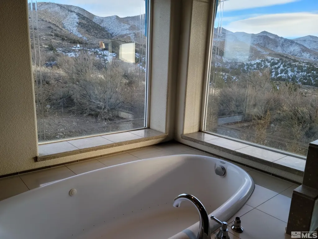 1297 Deerlodge Reno NV 89508