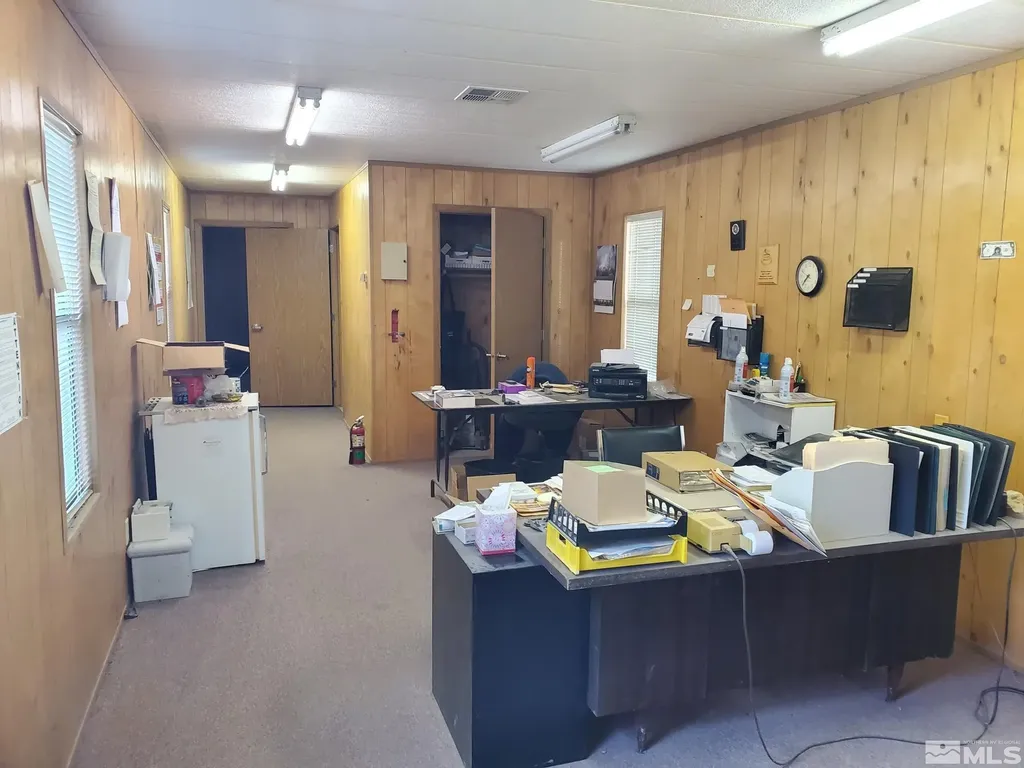 9105 Grass Valley Winnemucca NV 89445