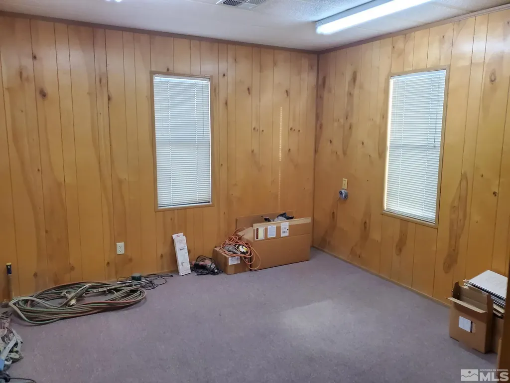 9105 Grass Valley Winnemucca NV 89445