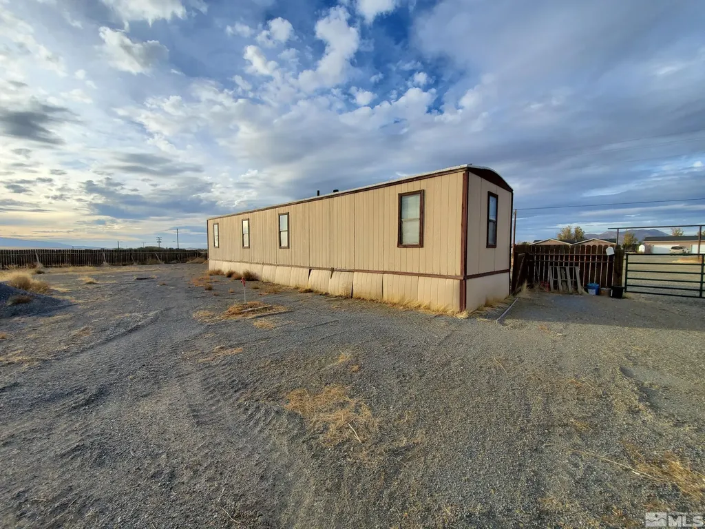 9105 Grass Valley Winnemucca NV 89445