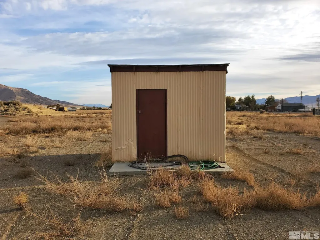9105 Grass Valley Winnemucca NV 89445