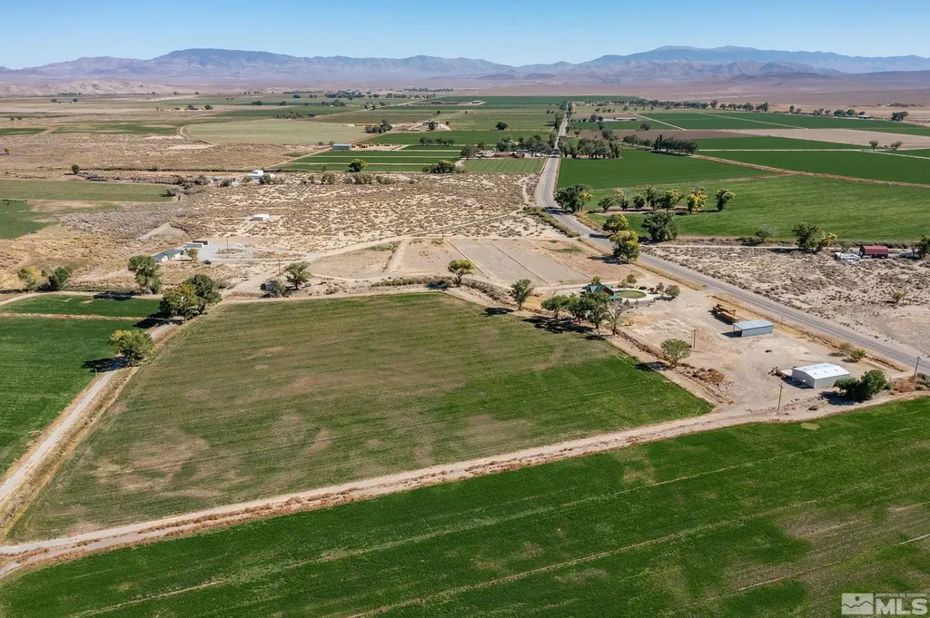 1312 Nv-208 Yerington NV 89447